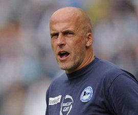 裁判录音显示，桑切特踢倒费尔明后说“这只是普通的铲球”（裁判音频曝光：桑切特踢翻费尔明后辩称“只是一次普通铲球”）