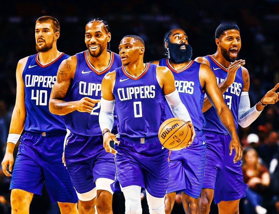 诺伊尔：孔帕尼有很多值得称道的优点；我现在只专注于俱乐部（诺伊尔盛赞孔帕尼优点颇多：当下我只专注俱乐部）