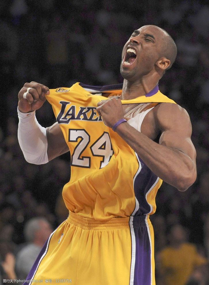 皇马齐达内战术显效4-0取胜塞尔塔（齐达内战术奏效，皇马4-0完胜塞尔塔）