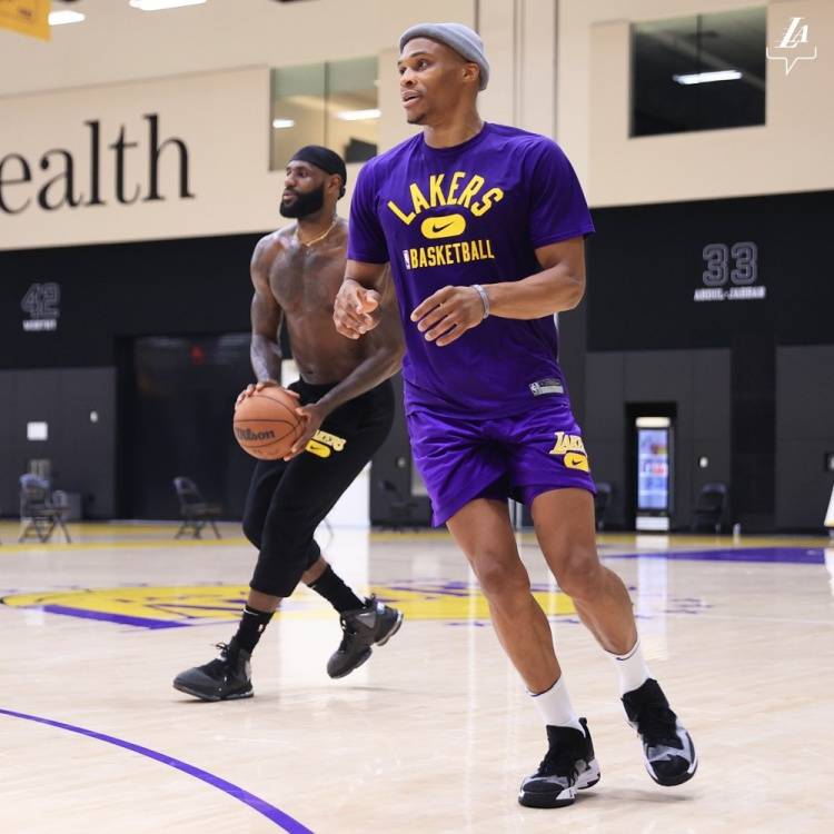 尽力局！阿夫迪亚16中9空砍35分9篮板7助攻（苦战无果！阿夫迪亚16投9中砍35分9板7助仍难救主）