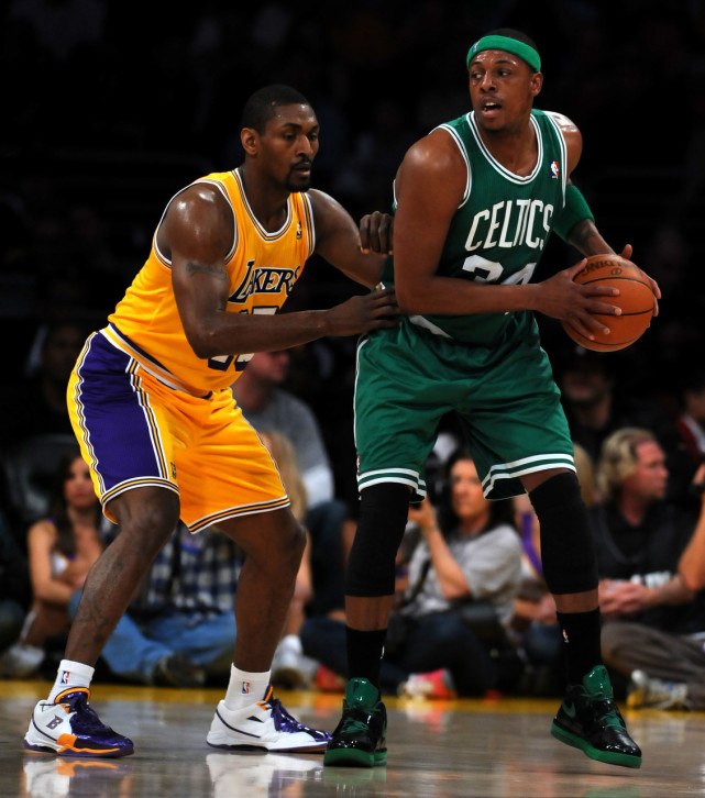 亚泰0比4国安-赛后复盘（国安4-0完胜亚泰：赛后复盘）