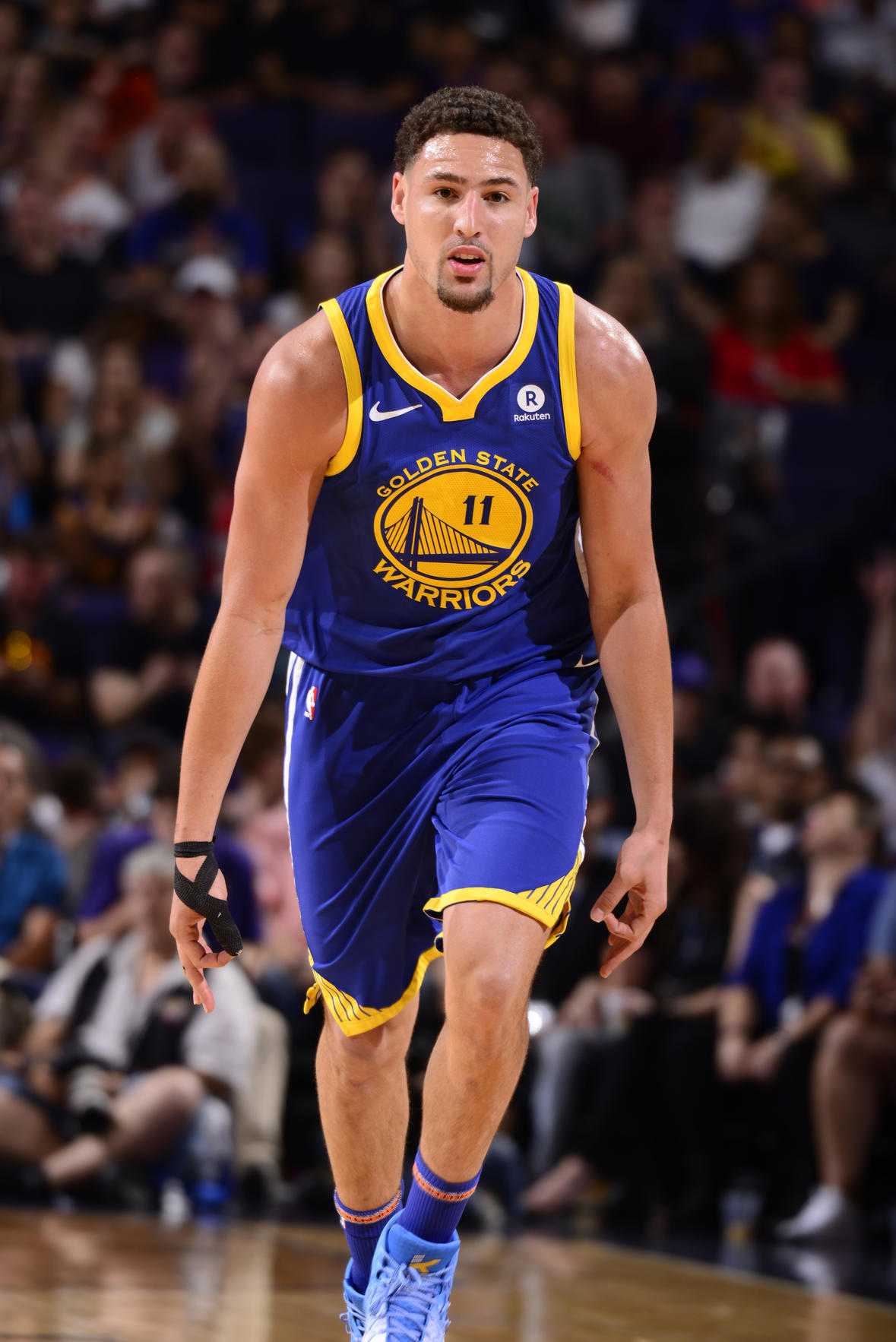 林加德参加综艺展示自己在首尔的生活，住豪华公寓+喜欢护肤（林加德亮相综艺晒首尔日常：住豪华公寓、热爱护肤）