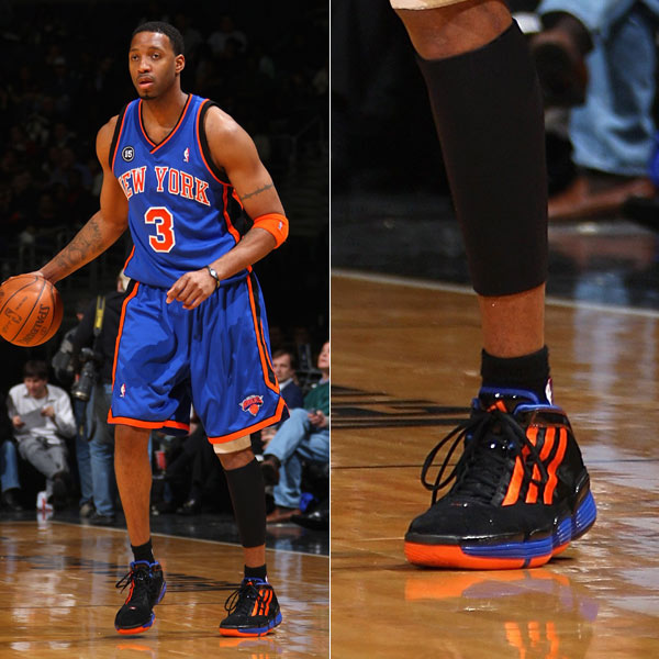 🌟NBA杯四强对阵全部出炉：魔术vs尼克斯，雷霆vs马刺（NBA季中锦标赛四强揭晓：魔术迎战尼克斯，雷霆硬碰马刺）