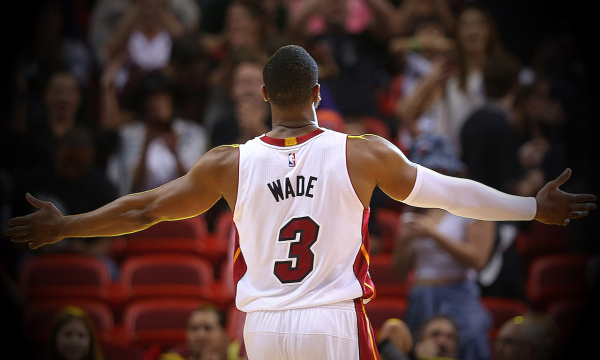 传闻：曼联、罗马和斯图加特也在关注18岁昂热前锋谢里夫（曝18岁昂热前锋谢里夫获曼联、罗马与斯图加特关注）